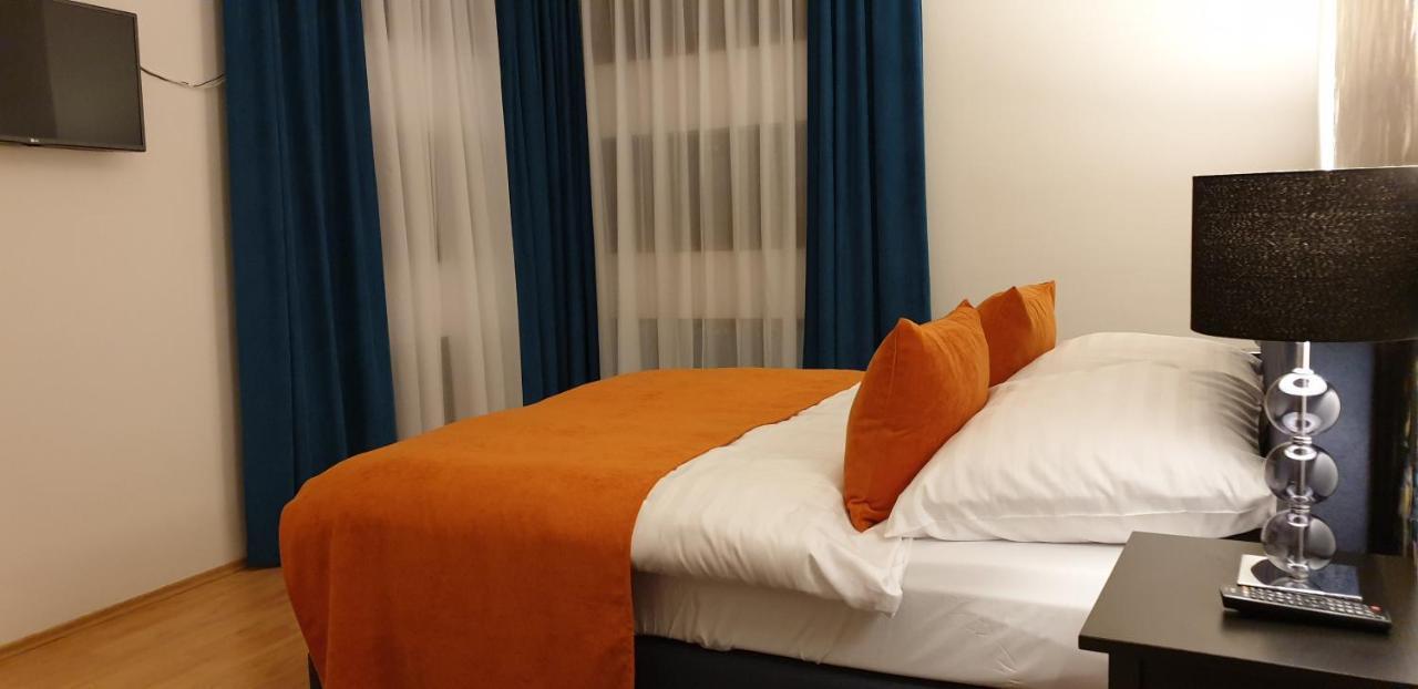 Grand Paradise Apartman Miskolc Eksteriør billede