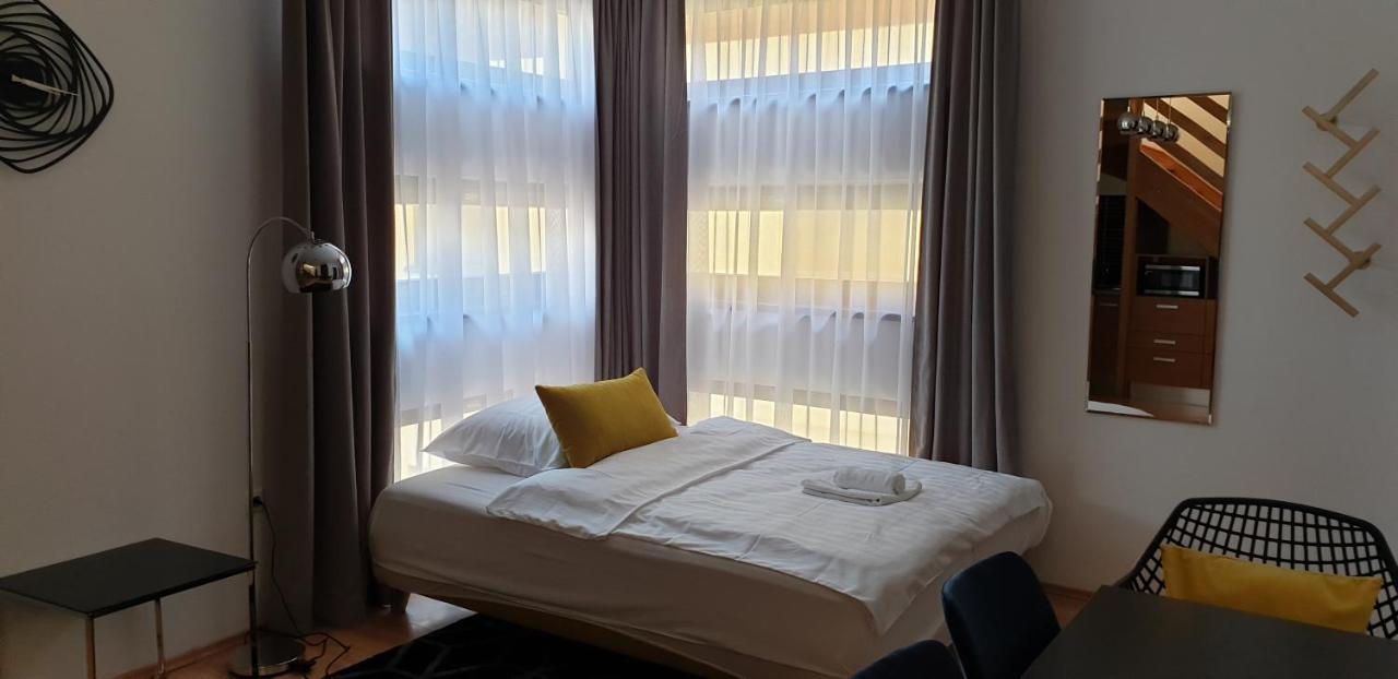 Grand Paradise Apartman Miskolc Eksteriør billede