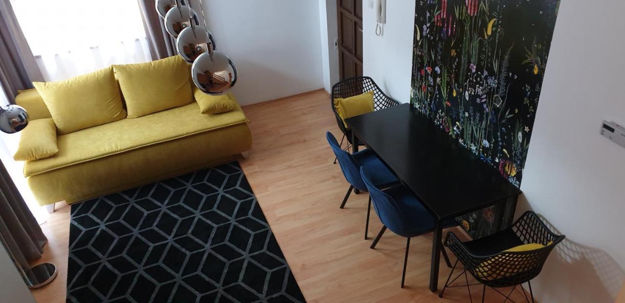 Grand Paradise Apartman Miskolc Eksteriør billede